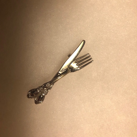 Fork and knife pin - Picture 2 of 2